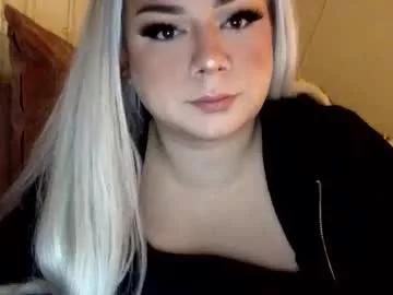Girls: discover live performances with matured cam models, from teasing to fixations, in a variety of stunning live sex cams.