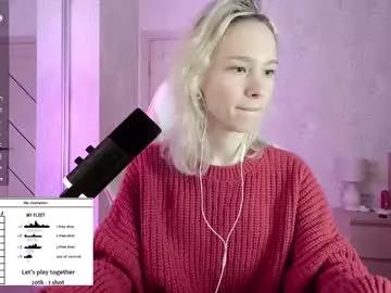 Girls: discover live performances with matured cam models, from teasing to fixations, in a variety of stunning live sex cams.