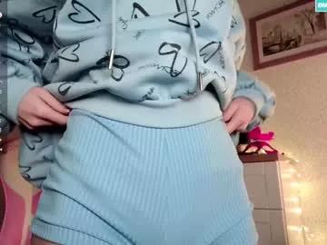 Girls: discover live performances with matured cam models, from teasing to fixations, in a variety of stunning live sex cams.