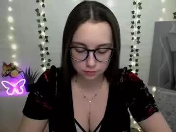 Girls: discover live performances with matured cam models, from teasing to fixations, in a variety of stunning live sex cams.
