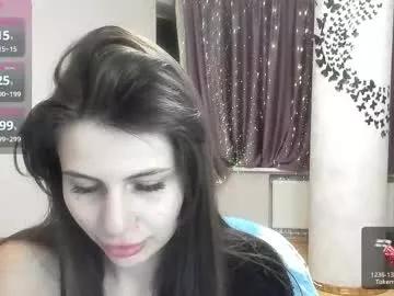 Girls: discover live performances with matured cam models, from teasing to fixations, in a variety of stunning live sex cams.