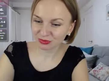 Girls: discover live performances with matured cam models, from teasing to fixations, in a variety of stunning live sex cams.