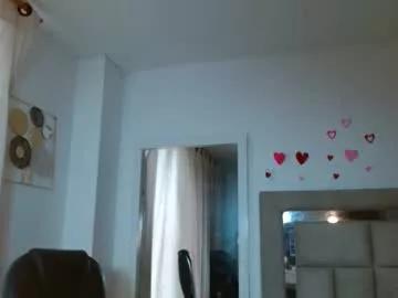 Girls: discover live performances with matured cam models, from teasing to fixations, in a variety of stunning live sex cams.