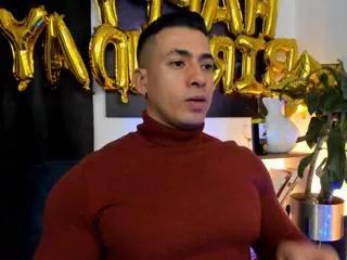 aaron_strong from Flirt4Free