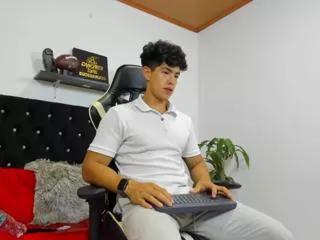 alan_moan on Flirt4Free 