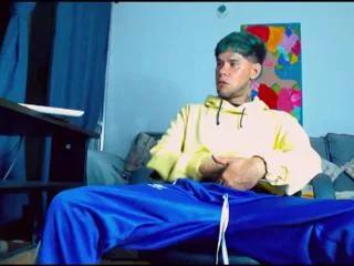 derryck from Flirt4Free