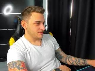 ruben_deniro on Flirt4Free 