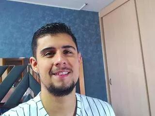ryan_evanns on Flirt4Free 