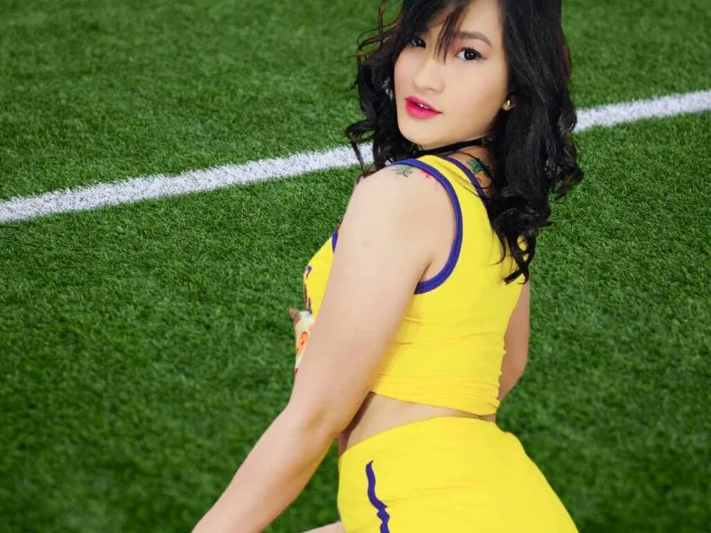 AngelaTomochi