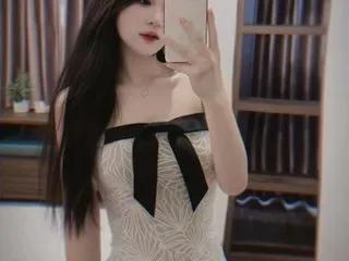 Annababy111 on Streamate 