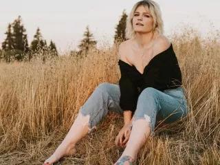 KittyVonSweet from Streamate
