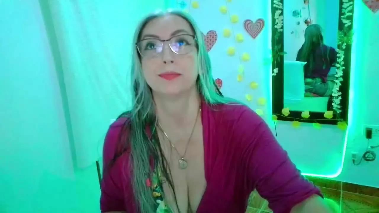 NathalyEva