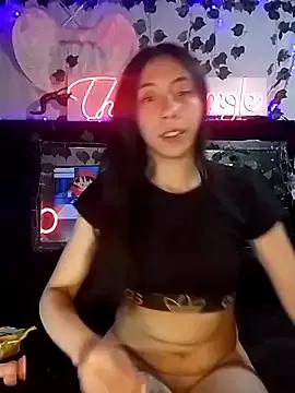Girls: discover live performances with matured cam models, from teasing to fixations, in a variety of stunning live sex cams.