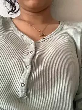 -Lolitta- from StripChat