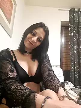 Girls: discover live performances with matured cam models, from teasing to fixations, in a variety of stunning live sex cams.