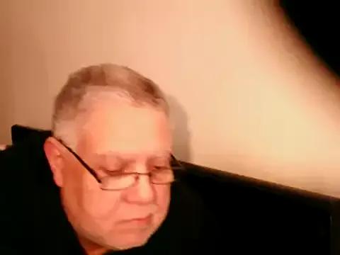 100Tauros from StripChat