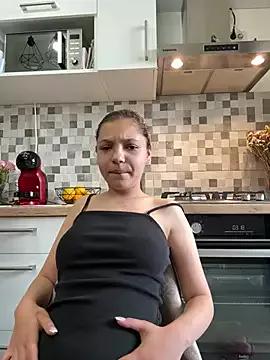 18teengirl3 from StripChat is Freechat