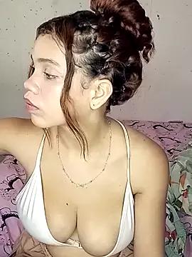 Girls: discover live performances with matured cam models, from teasing to fixations, in a variety of stunning live sex cams.