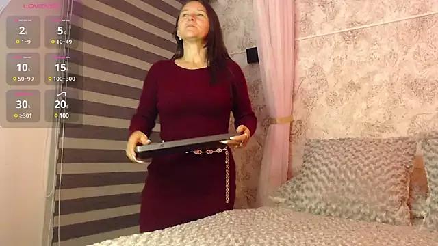 Girls: discover live performances with matured cam models, from teasing to fixations, in a variety of stunning live sex cams.