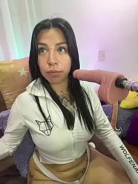 Girls: discover live performances with matured cam models, from teasing to fixations, in a variety of stunning live sex cams.