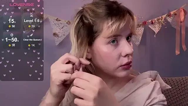 Girls: discover live performances with matured cam models, from teasing to fixations, in a variety of stunning live sex cams.