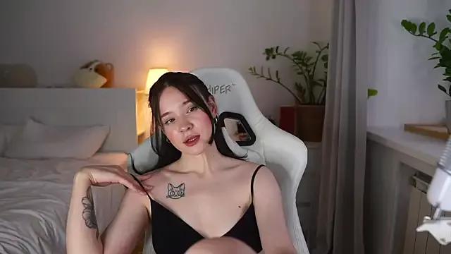 Girls: discover live performances with matured cam models, from teasing to fixations, in a variety of stunning live sex cams.