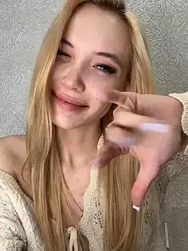 Girls: discover live performances with matured cam models, from teasing to fixations, in a variety of stunning live sex cams.