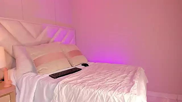 Girls: discover live performances with matured cam models, from teasing to fixations, in a variety of stunning live sex cams.