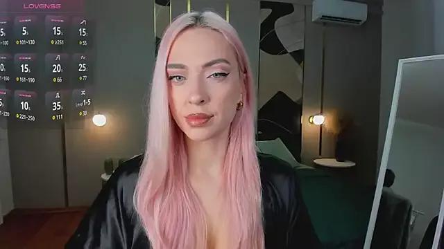 _Miss_Valentina_ from StripChat is Freechat