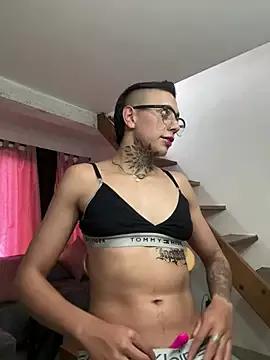 _PhillipBrown from StripChat is Freechat