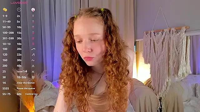 _Rose_Charming_ from StripChat is Freechat
