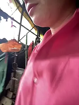 _Sara_pusy