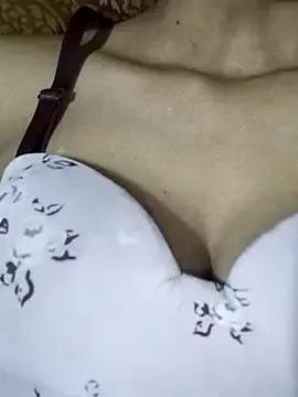 Girls: discover live performances with matured cam models, from teasing to fixations, in a variety of stunning live sex cams.