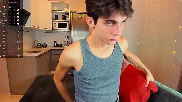 Aaron_Boom from StripChat is Freechat
