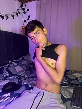 AaronBrown7 from StripChat