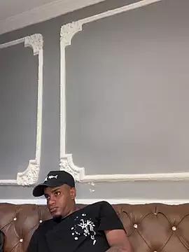 AaronCruz_ from StripChat