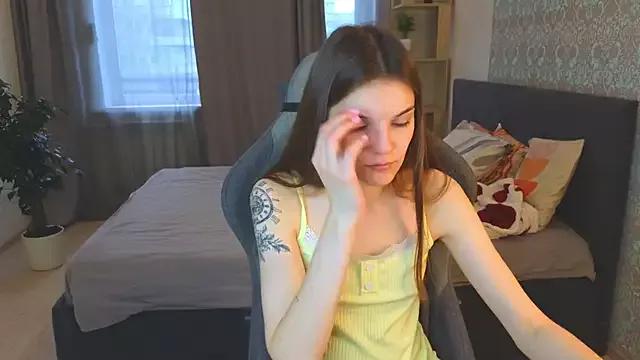 Girls: discover live performances with matured cam models, from teasing to fixations, in a variety of stunning live sex cams.