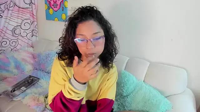Abby_dove1 from StripChat is Freechat