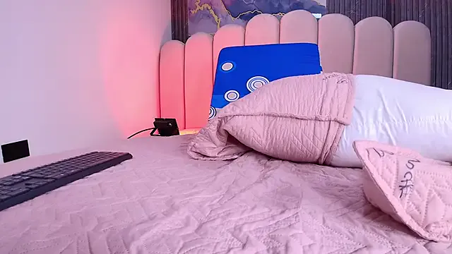 abbyrouss_ on StripChat