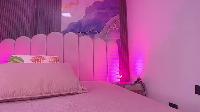 abbyrouss_ on StripChat