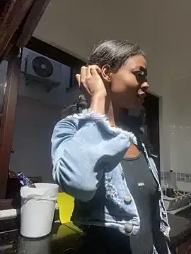 adaraSmiith on StripChat