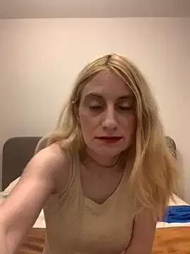 Addictive-Sophie33 from StripChat