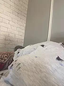 AddictiveRose_25 from StripChat is Freechat
