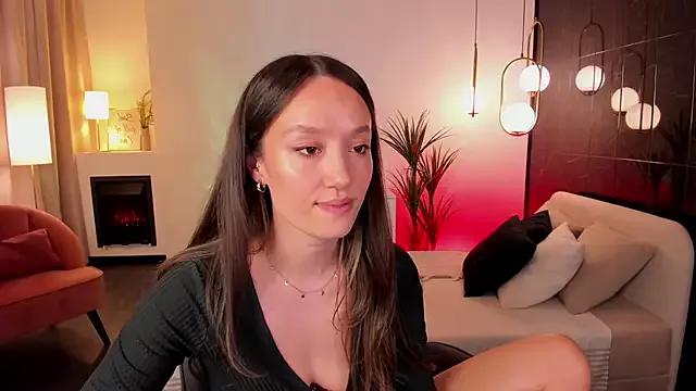 Girls: discover live performances with matured cam models, from teasing to fixations, in a variety of stunning live sex cams.