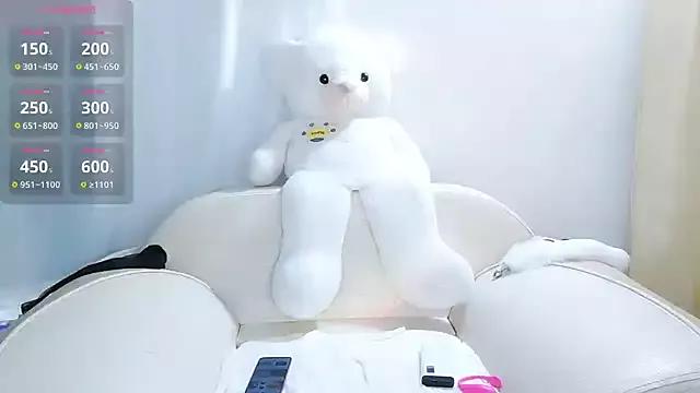 Ailsa-Baby from StripChat is Freechat