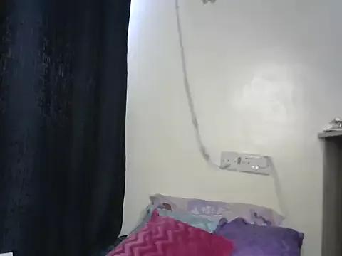 Girls: discover live performances with matured cam models, from teasing to fixations, in a variety of stunning live sex cams.
