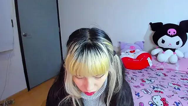 Akane-Mou from StripChat