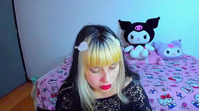 Akane-Mou from StripChat