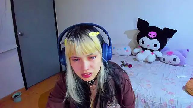 Akane-Mou from StripChat