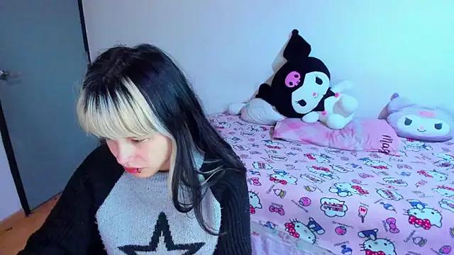 Akane-Mou from StripChat